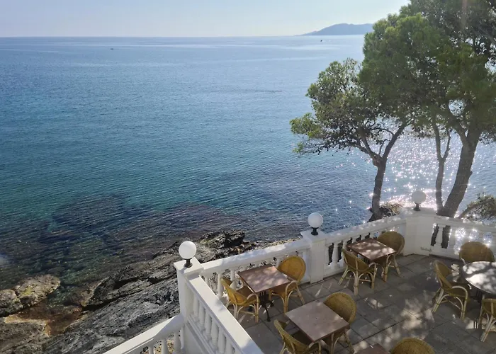 Hotel Grifeu Y Restaurant - Costa Brava